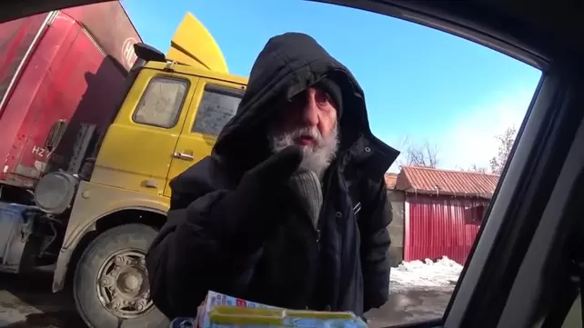 Бомж изнасиловал девушку (25248 видео) Бомж изнасиловал девушку (25248 видео)