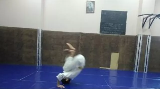 Порно видео девушка в гипсе Порно видео девушка в гипсе