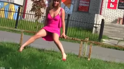 Хожу по улице в облегающим платье и свечусь на публике - anastade.ru На природе + Платье