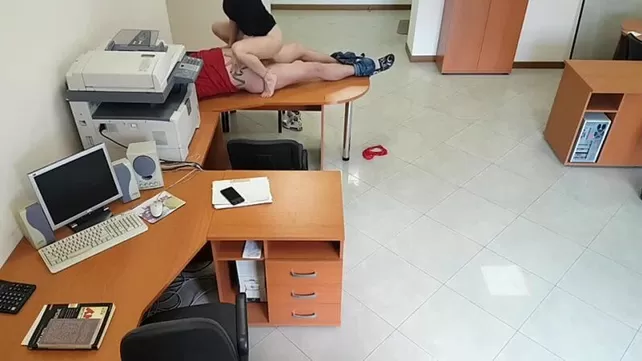 Секс в одежде на работе (63 фото) Секс в одежде на работе (63 фото)