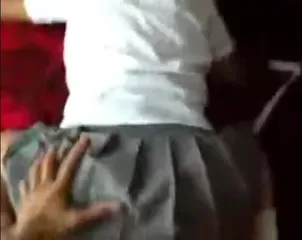 Me cojo a mi prima antes de que se vaya al colegio hot culo de ...