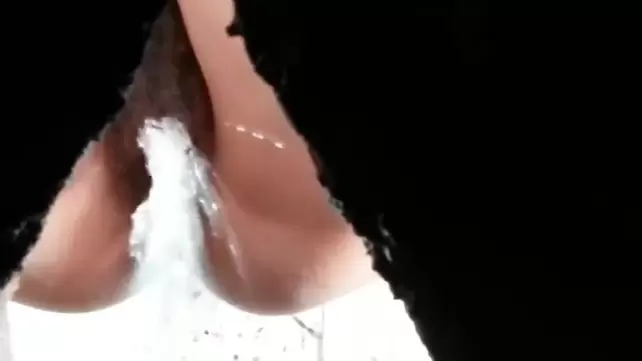 Уличный туалет со скрытой камерой Уличный туалет со скрытой камерой