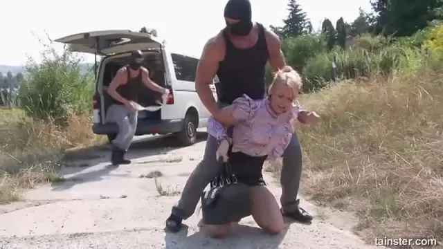 Сексуальный плен / Surrender () - эротический фильм с русским переводом! Сексуальный плен / Surrender () - эротический фильм с русским переводом!
